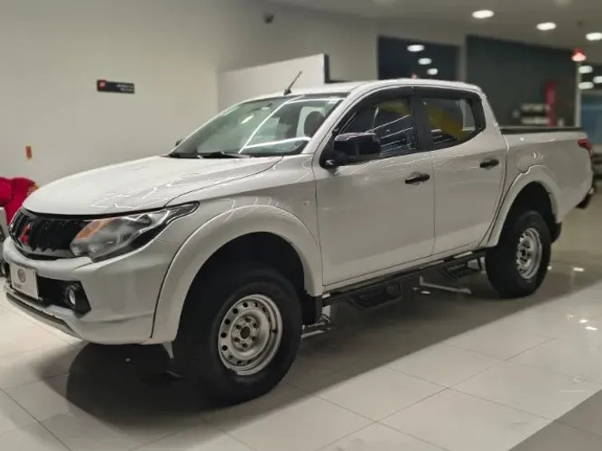 Mitsubishi L200 Triton Sport GLS 2.4 CD Diesel Aut. 2023