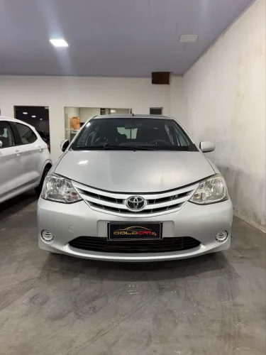 Toyota Etios XS Sedan 1.5 Flex 16V 4P Mec. 2013