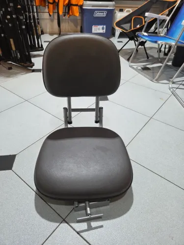 Cadeira giratória para embarcação