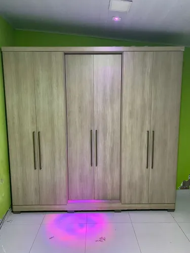 Guarda roupa de casal ótimo (entrego)