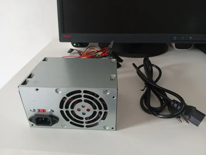 Fonte VXPRO 230W + Cabo de Energia