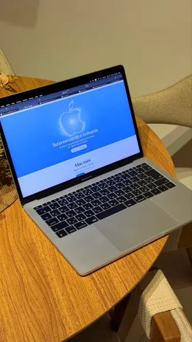 MacBook Pro A1708
