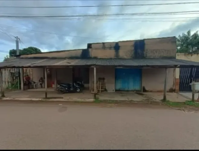 Vende se casa Zona sul próximo a escola bela vista