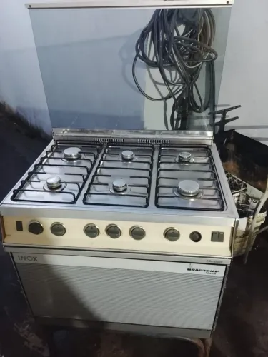 Fogão 6 bocas raridade funciona perfeitamente ideal para sítios ou fazendas ou colecion