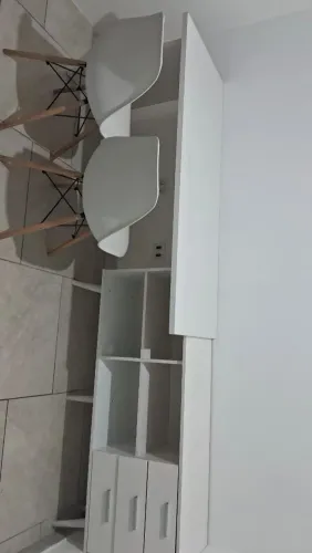 Mesa para computador duas cadeiras para jantar emporio cantinho para o café 