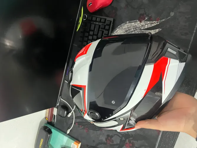 capacete MT