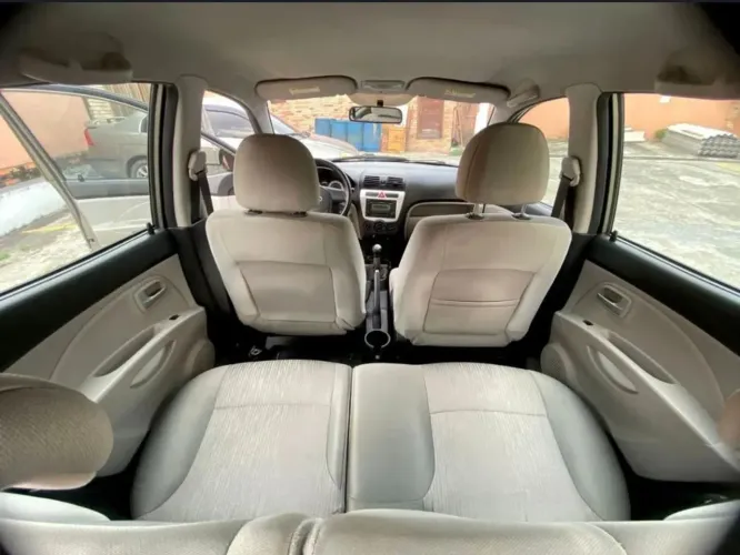 Kia Motors Picanto EX 1.1/1.0/ 1.0 Flex Mec. 2011
