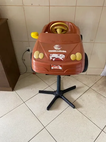 Cadeira Carrinho para salão