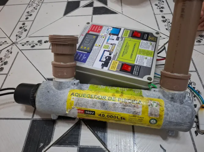 Aquecedor de piscina 1 mes de uso