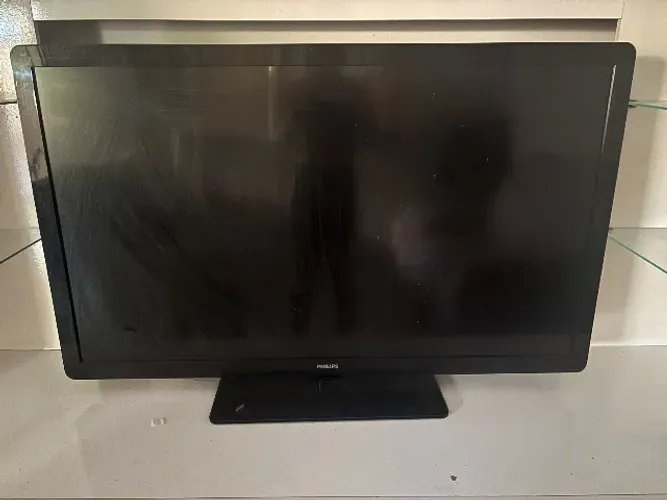 Tv 47 polegadas - RETIRADA DE PEÇAS