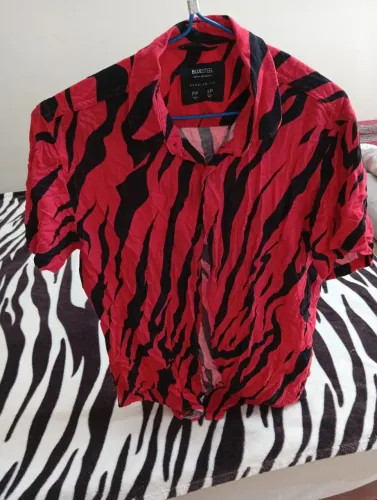 Camisa de botão