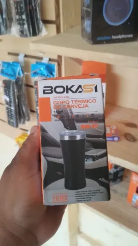 Copo térmico de cerveja