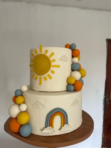 Bolo fake primeira volta ao sol