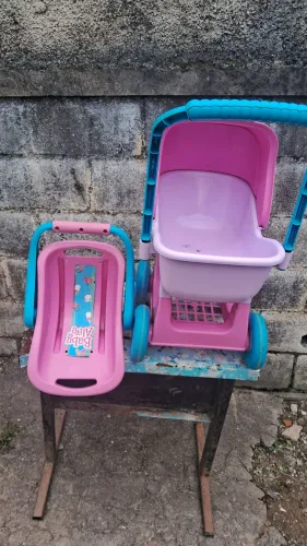 Carrinho mais bebê conforto