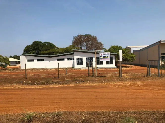 Aluga-se Sala comercial e galpão no anel viário de Porto Nacional-To.