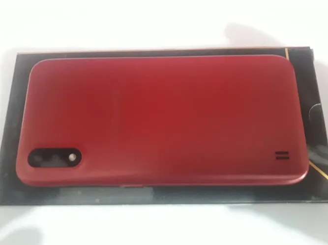 Samsung Galaxy, 32 gigas de memória, semi-novo funcionando tudo perfeitamente.