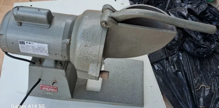 Ralador de queijo industrial pouco usado