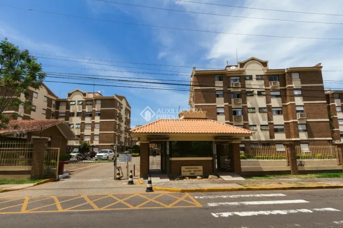 Apartamento com 2 Quartos para Alugar no bairro Marechal Rondon com 45m²