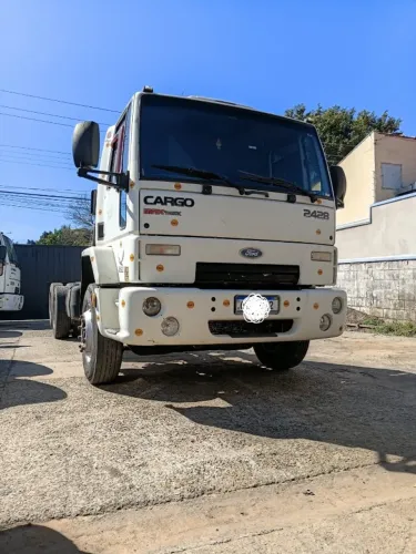 FORD 2428 2011 UNICO DONO 