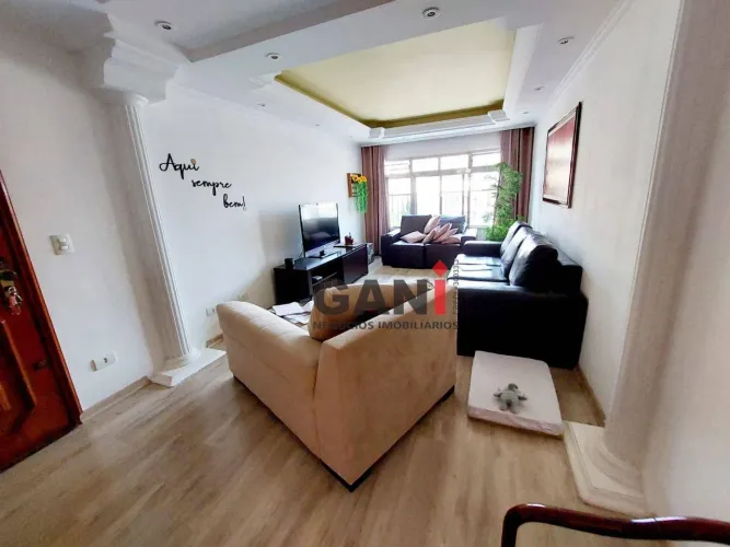 Linda Casa Para Venda ou Locação