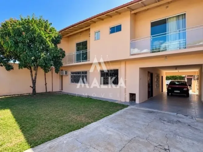 Casa com 5 quartos para alugar no Campeche 190m² com suíte e quintal