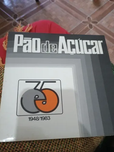 Compacto Promocional Pão de Açúcar 35 anos Amália Rodrigues.