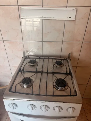 Vende-se fogão 4 bocas