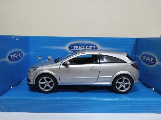Miniatura Opel Astra Gtc 2010 Welly 1/24 Raro