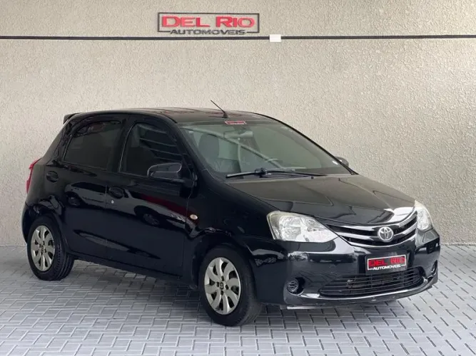 Toyota Etios X 1.3 Flex 16V 5P Mec. 2014