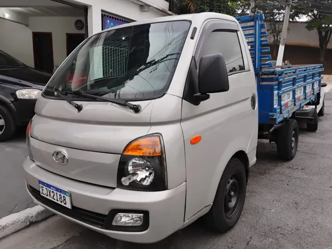 Hyundai HR 2.5 TCI Diesel (rs/rd) 2013