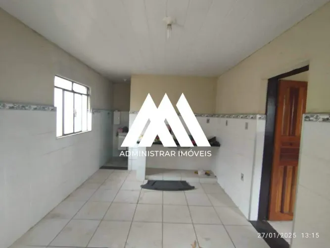 Vendo casa em Itaúna em excelente localização próxima ao centro!