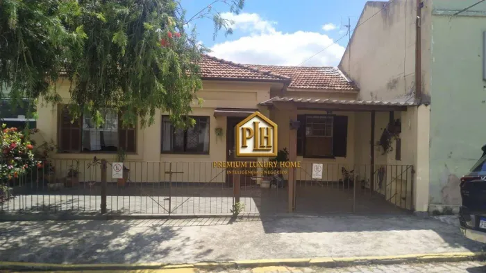 Casa Térrea Centro de Atibaia | Imóvel Terreno Alto Potencial para Novo Projeto Comercial