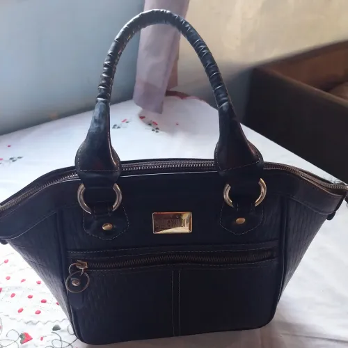 Bolsa a venda 