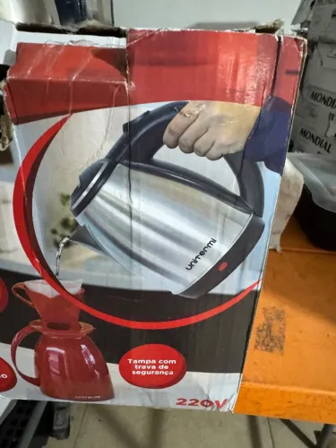 Chaleiras elétricas 