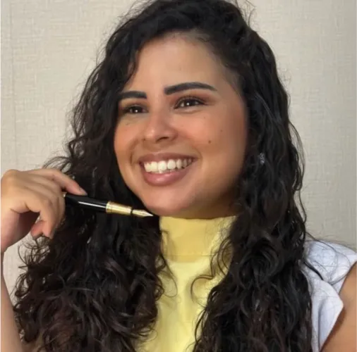 Professora de inglês, francês e alemão 