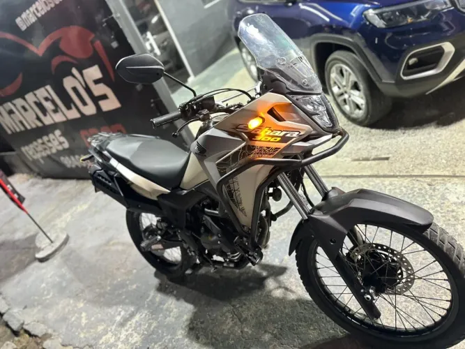 Moto Sahara