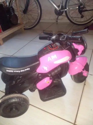 Moto elétrica infantil menina
