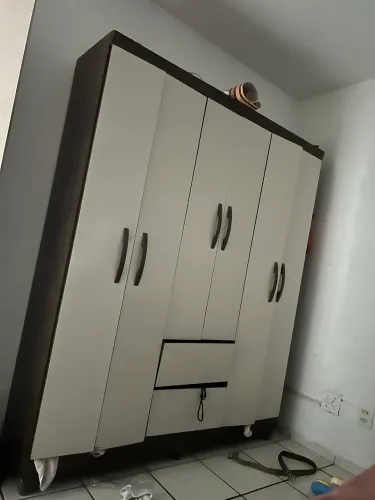 Guarda roupa