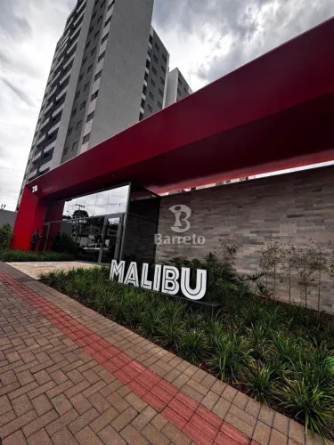 Apartamento com 2 dormitórios para alugar, 51 m² por R$ 2.720,00/mês - Aurora - Londrina/P