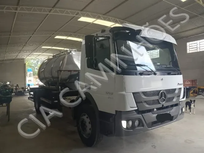 MB ATEGO 1719 ANO 2023 4x2 TANQUE TERMICO PARA LEITE 6.000L