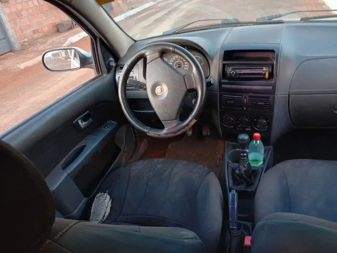 Fiat Siena EL 1.0 MPI Fire Flex 8V 4P 2010