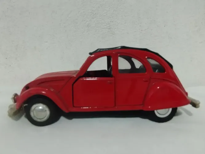 Miniatura do Citroën 2CV conversível