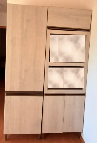 Armário multiuso