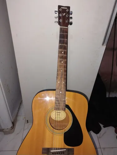 Violão Yamaha F310 semi-novo