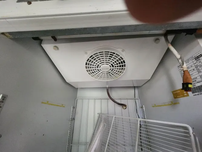 Vendo freezer.