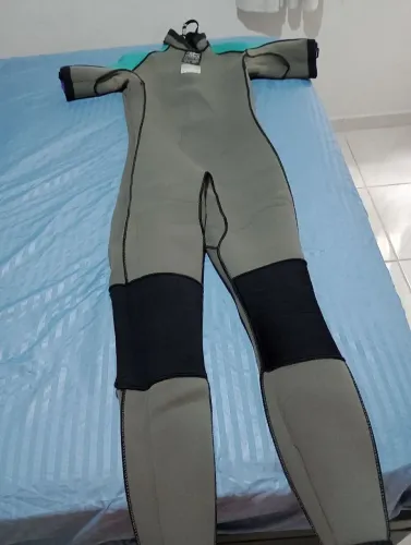 Roupa para Surf , não passe frio.tamanho L