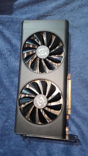 Placa de video Rx 5700