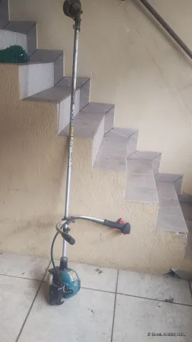 Toçadeira de capim Makita
