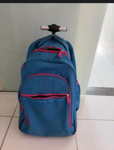 Mochila de Rodinha Paul Frank 