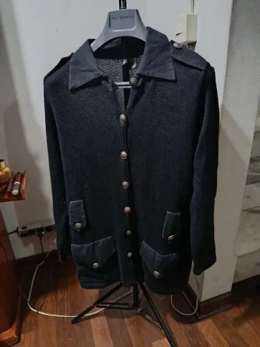 Cardigan Tricô Vintage Castor Malhas Estilo Militar - Botões Brasão